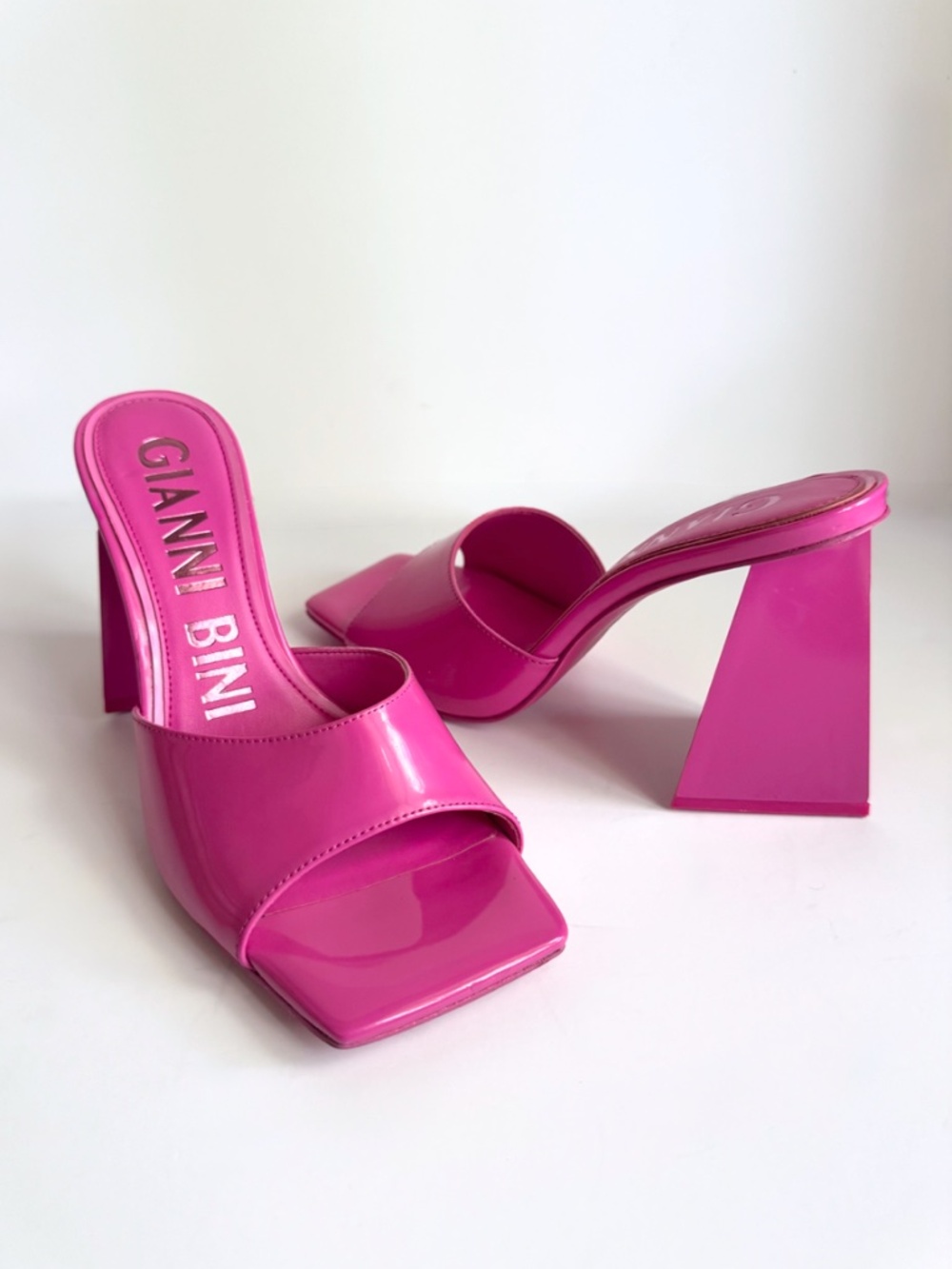 Gianni Bini Barbie Pink Square Toe Sandal Heels Size 8